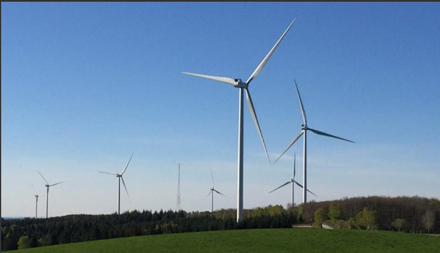 Parc Eolien de La Luzette (Lot et Cantal)