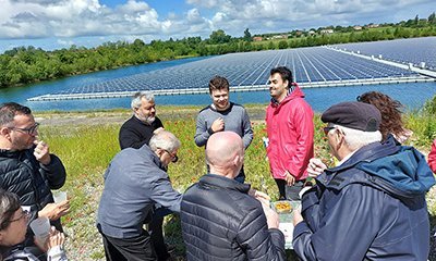 illustration Installation d'une centrale photovoltaïque flottante